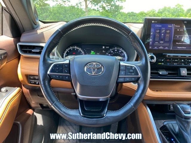 2021 Toyota Highlander Platinum