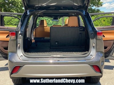 2021 Toyota Highlander Platinum