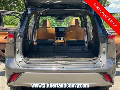 2021 Toyota Highlander Platinum