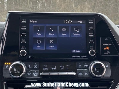 2022 Toyota Highlander Hybrid XLE