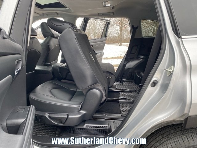 2022 Toyota Highlander Hybrid XLE