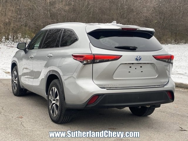 2022 Toyota Highlander Hybrid XLE