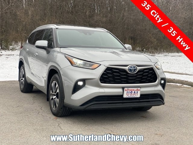2022 Toyota Highlander Hybrid XLE