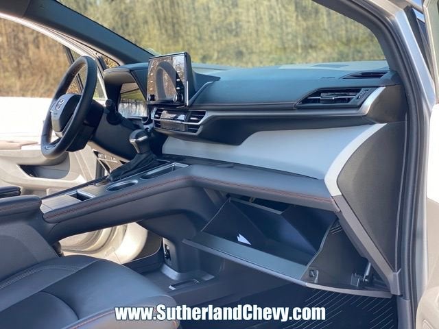 2024 Toyota Sienna LE