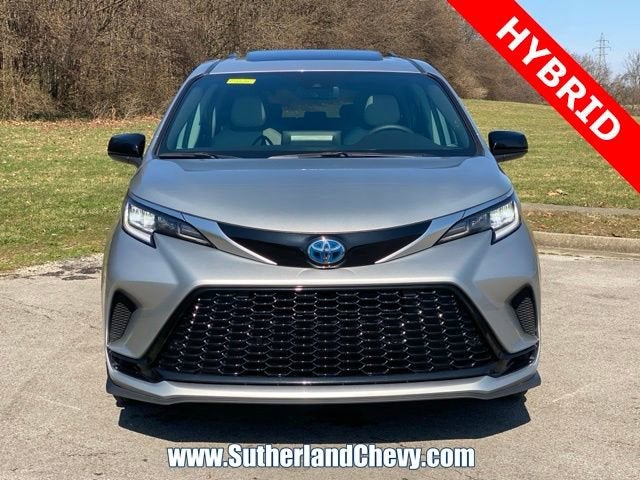 2024 Toyota Sienna LE
