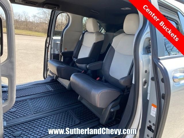 2024 Toyota Sienna LE