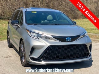 2024 Toyota Sienna LE