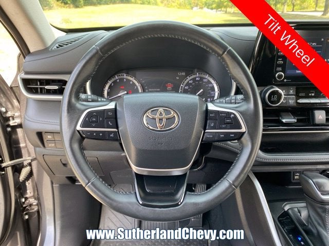 2022 Toyota Highlander XLE