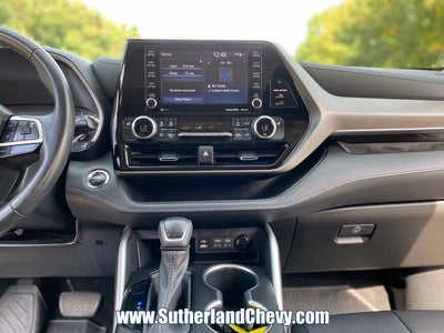 2022 Toyota Highlander XLE