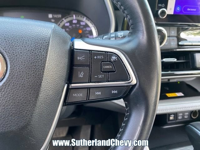 2024 Toyota Highlander Hybrid XLE