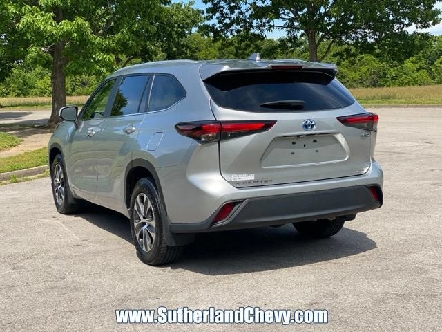 2024 Toyota Highlander Hybrid XLE