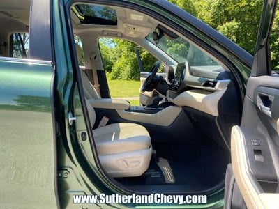2023 Toyota Highlander Hybrid XLE