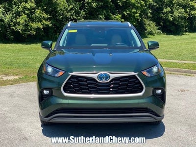 2023 Toyota Highlander Hybrid XLE