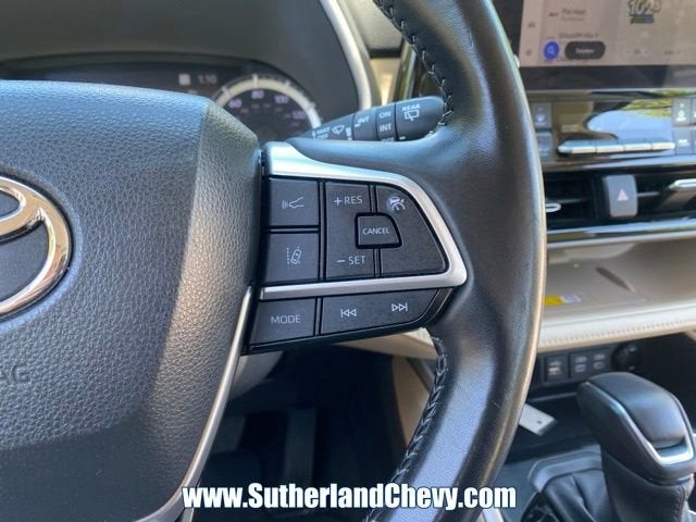 2023 Toyota Highlander Hybrid XLE