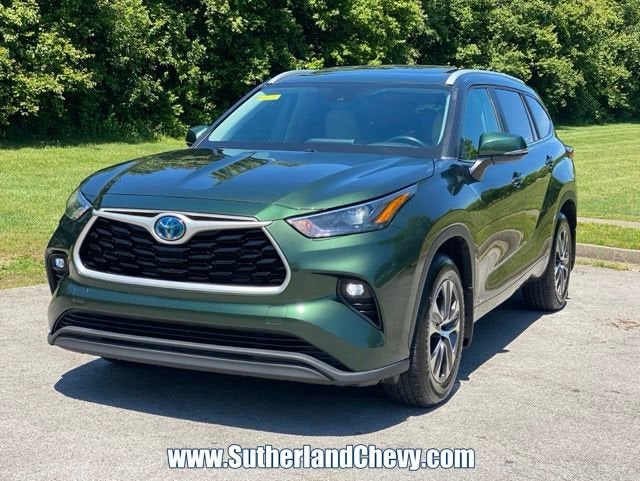 2023 Toyota Highlander Hybrid XLE