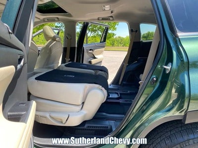 2023 Toyota Highlander Hybrid XLE