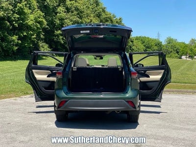 2023 Toyota Highlander Hybrid XLE
