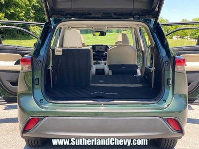 2023 Toyota Highlander Hybrid XLE