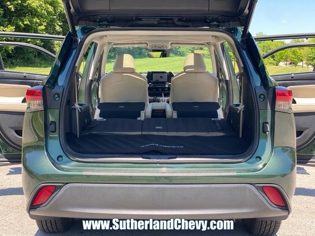 2023 Toyota Highlander Hybrid XLE