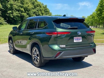 2023 Toyota Highlander Hybrid XLE