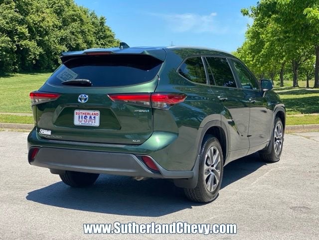 2023 Toyota Highlander Hybrid XLE