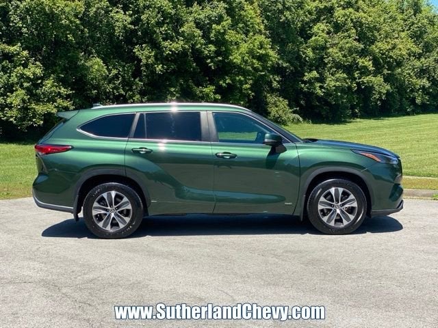 2023 Toyota Highlander Hybrid XLE