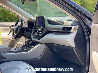 2023 Toyota Highlander L