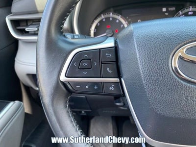 2023 Toyota Highlander L