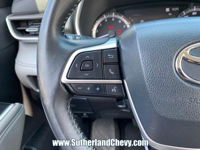 2023 Toyota Highlander L