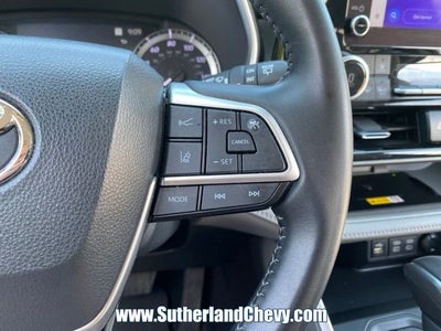 2023 Toyota Highlander L