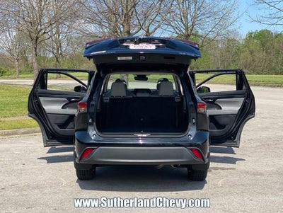 2023 Toyota Highlander L