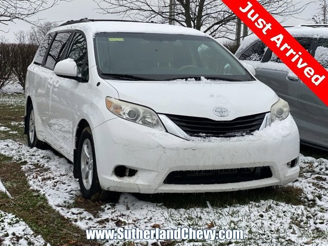 2014 Toyota Sienna LE