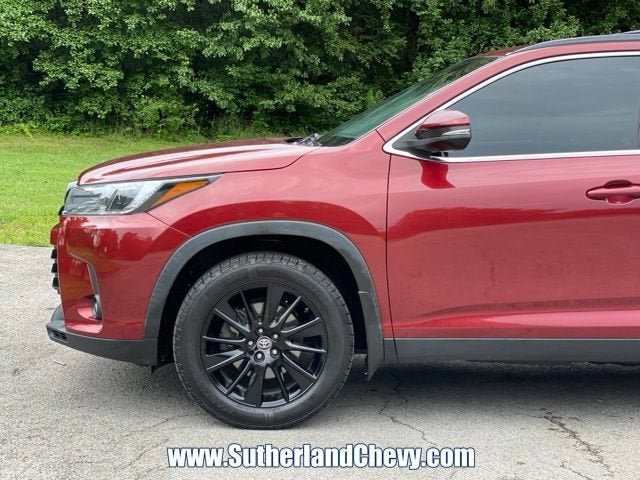 2019 Toyota Highlander SE