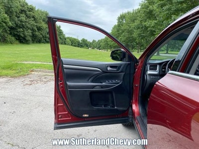 2019 Toyota Highlander SE