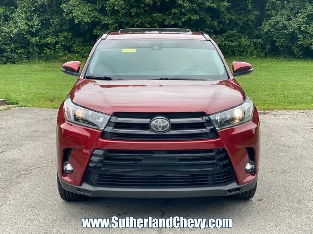 2019 Toyota Highlander SE