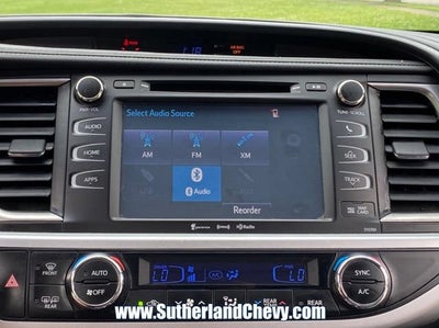 2019 Toyota Highlander SE