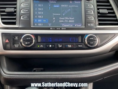 2019 Toyota Highlander SE
