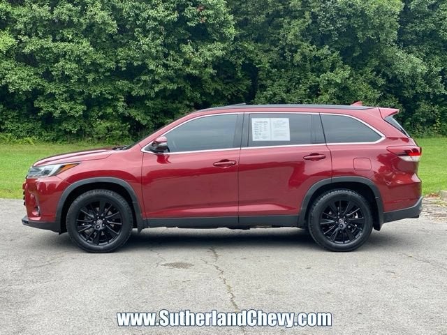 2019 Toyota Highlander SE