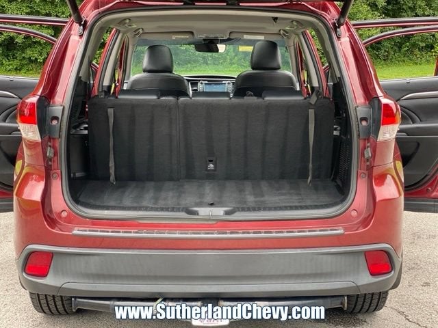 2019 Toyota Highlander SE