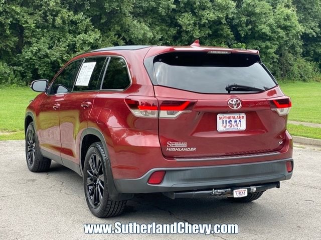 2019 Toyota Highlander SE