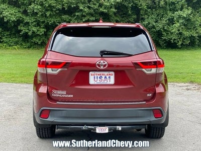 2019 Toyota Highlander SE