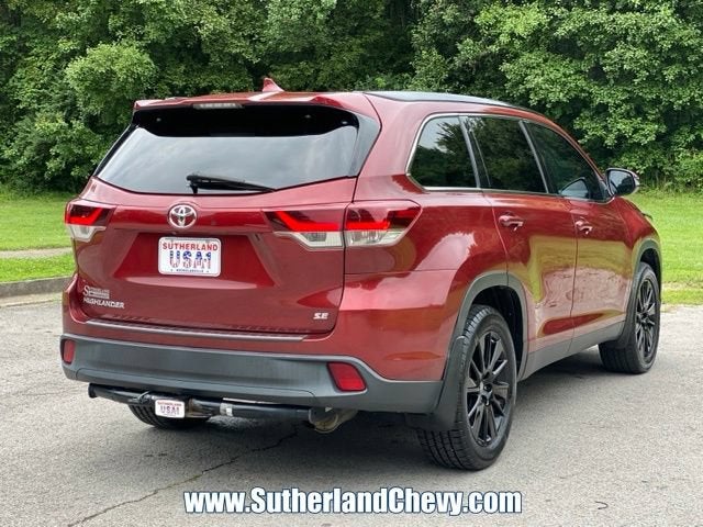 2019 Toyota Highlander SE