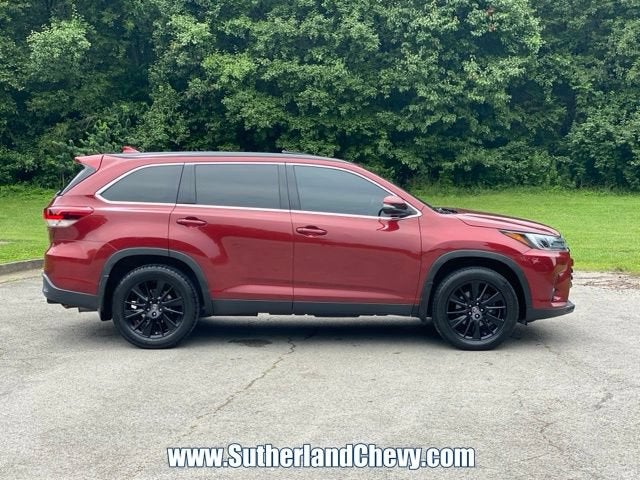 2019 Toyota Highlander SE