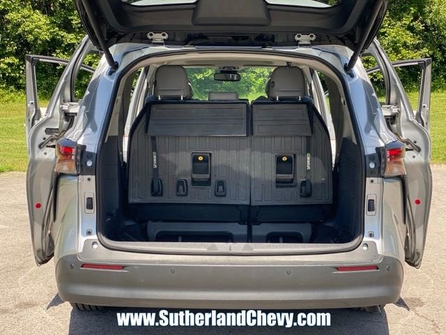 2024 Toyota Sienna XLE