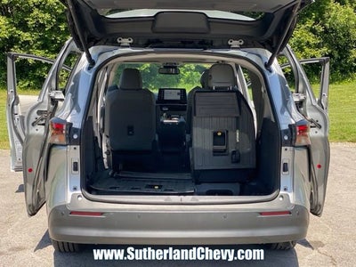 2024 Toyota Sienna XLE