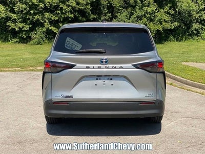 2024 Toyota Sienna XLE