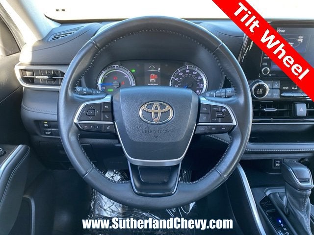 2022 Toyota Highlander Hybrid LE