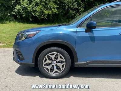 2023 Subaru Forester Premium