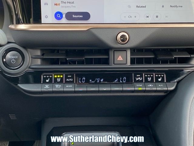 2025 Toyota Crown Platinum