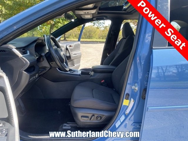 2022 Toyota RAV4 Hybrid SE